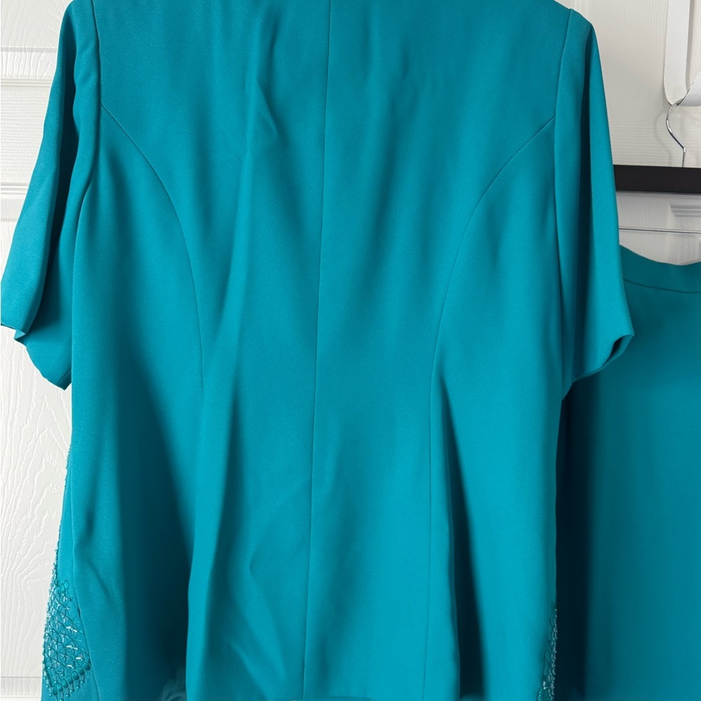 Teal Embellished Skirt Suit Set - Picture 11 of 13